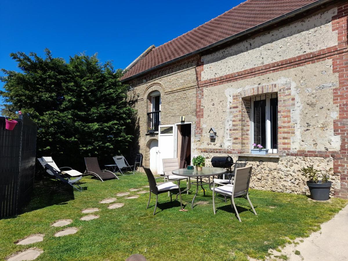 Gite De La Baguelande Les Andelys Exterior photo